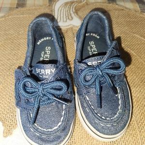 Toddler Sperry size 6